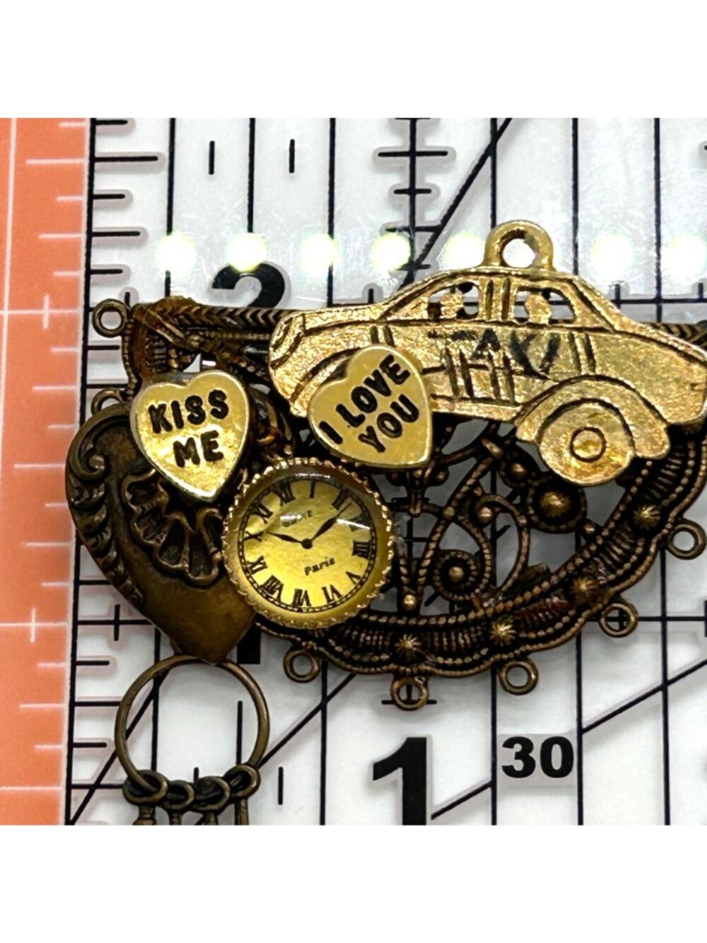Vintage Steampunk Heart Brooch Clock Keys Car Charm Bronze Gold Tone Art Pin - Picture 10 of 10